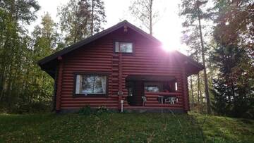Фото номера One-Bedroom Chalet (Pets Allowed) Комплексы для отдыха с коттеджами/бунгало Mansikkaniemen Lomamökit г. Tiemassaari 6